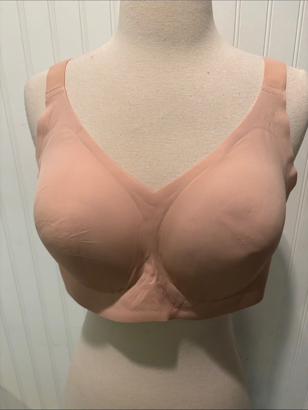 NWT COMFELIE Women’s Blush SeamlessWireless Full-Coverage Bra Sz 2XL